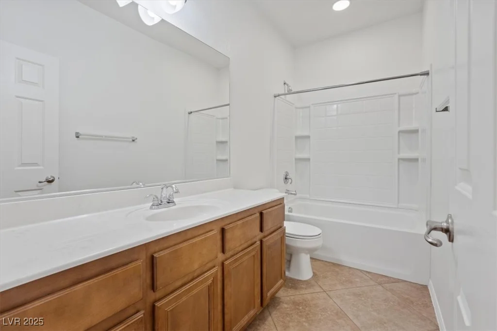 11428 Belmont Lake, Las Vegas, NV 89135