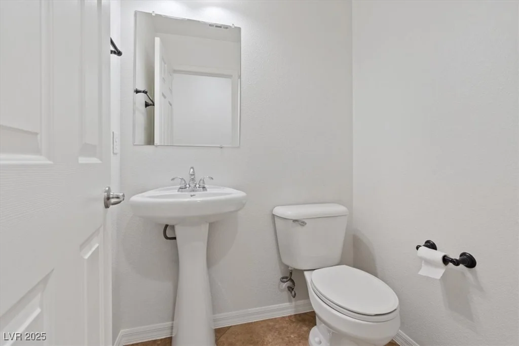11428 Belmont Lake, Las Vegas, NV 89135