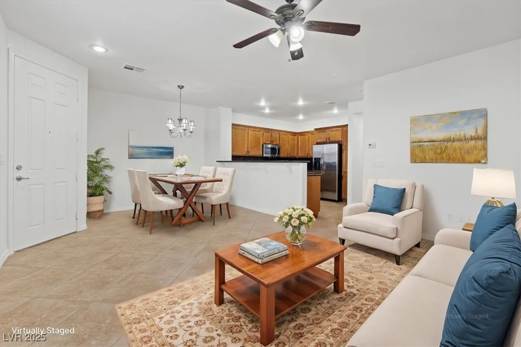 11428 Belmont Lake, Las Vegas, NV 89135