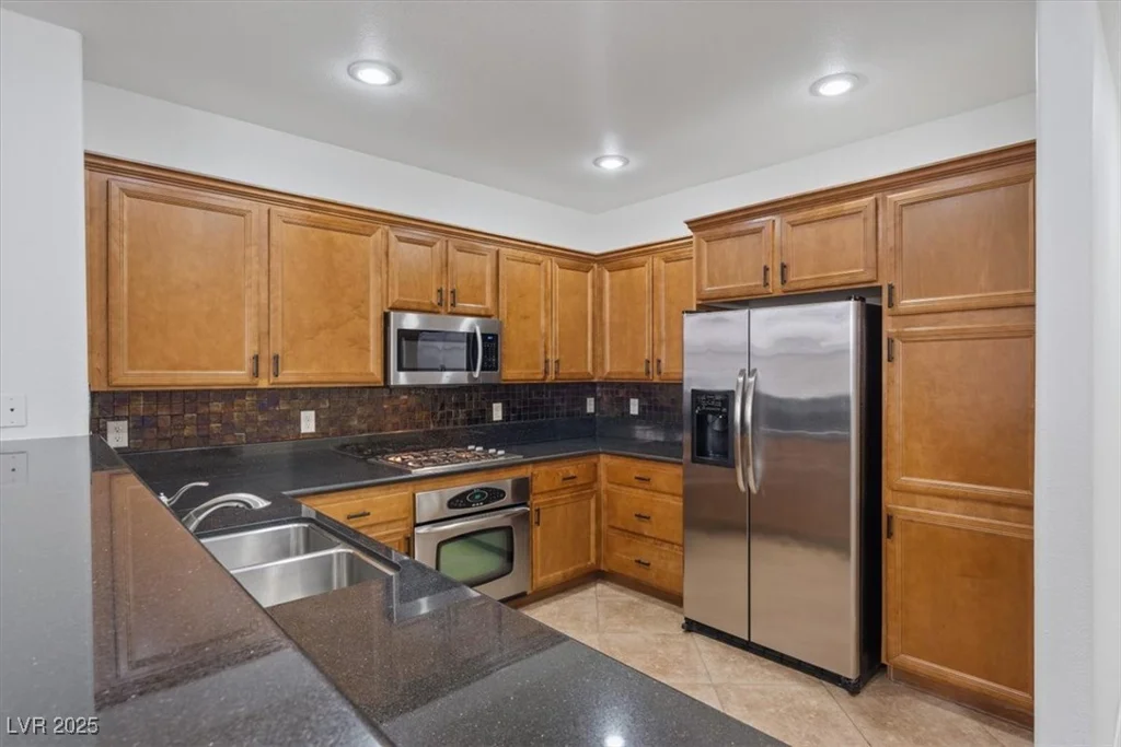 11428 Belmont Lake, Las Vegas, NV 89135