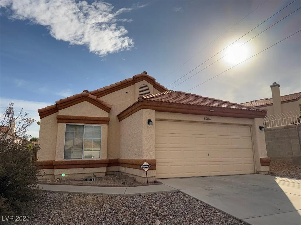 8257 Gunther, Las Vegas, NV 89145