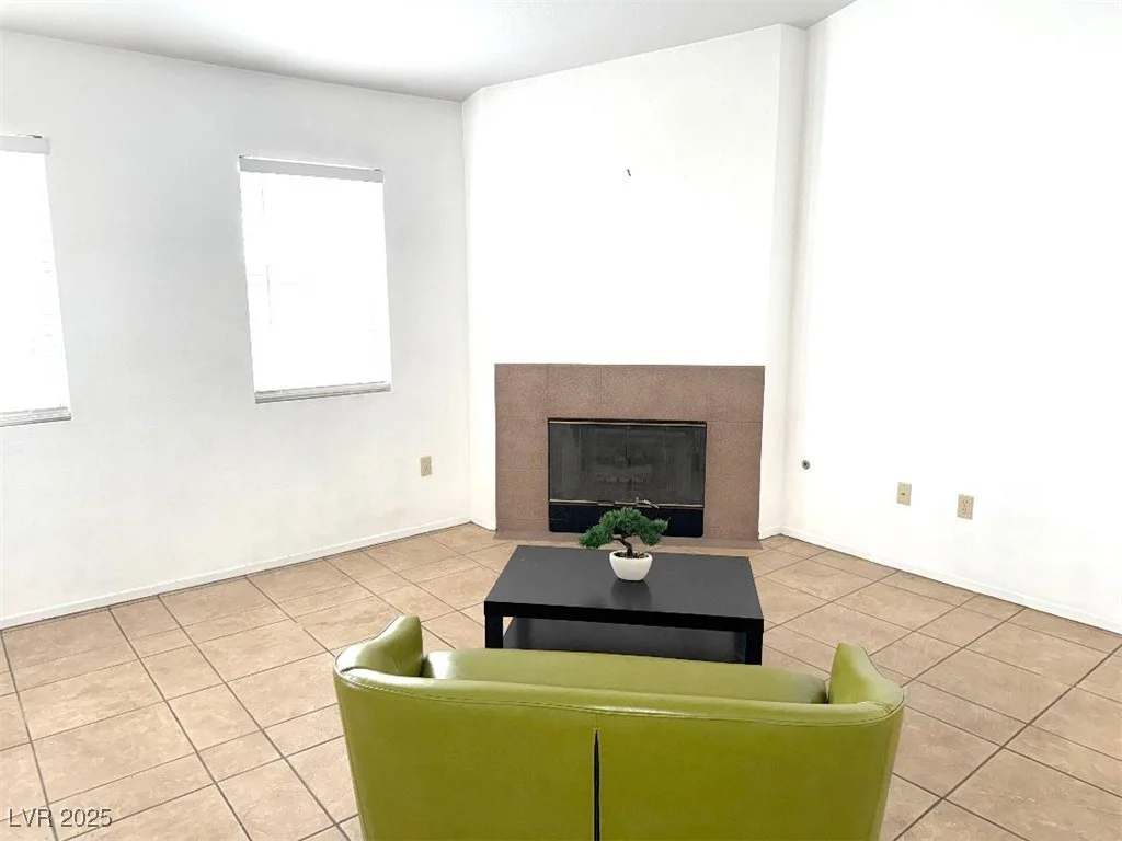 8257 Gunther, Las Vegas, NV 89145