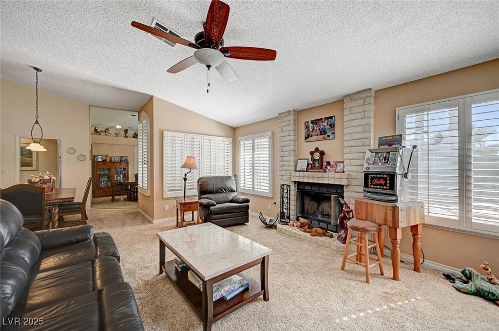 3181 Shadow Bluff, Las Vegas, NV 89120