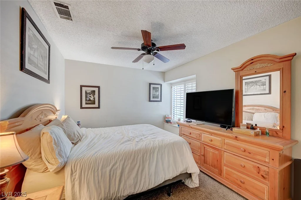 3181 Shadow Bluff, Las Vegas, NV 89120