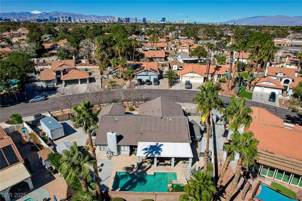 3181 Shadow Bluff, Las Vegas, NV 89120