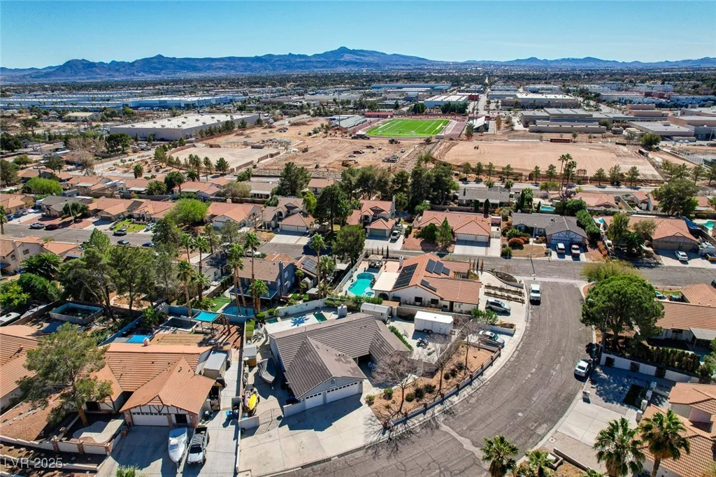 3181 Shadow Bluff, Las Vegas, NV 89120