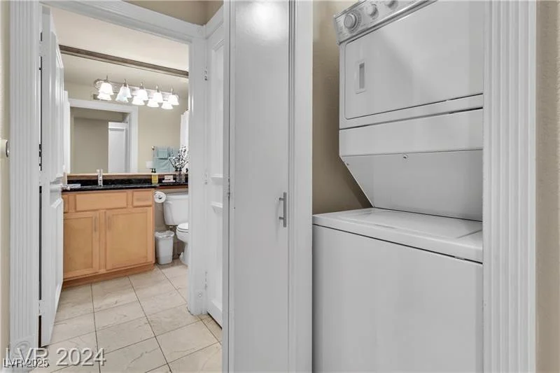 260 Flamingo, Las Vegas, NV 89169