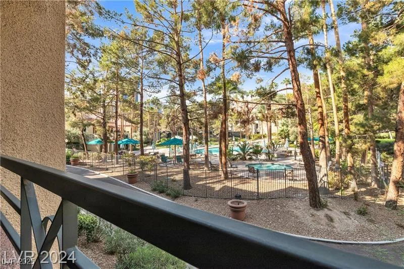 260 Flamingo, Las Vegas, NV 89169