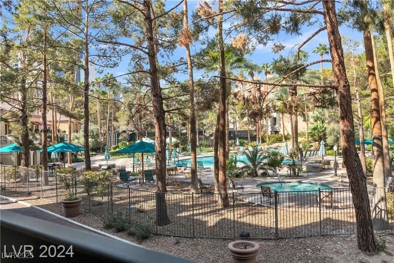 260 Flamingo, Las Vegas, NV 89169