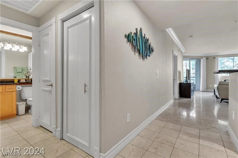 260 Flamingo, Las Vegas, NV 89169