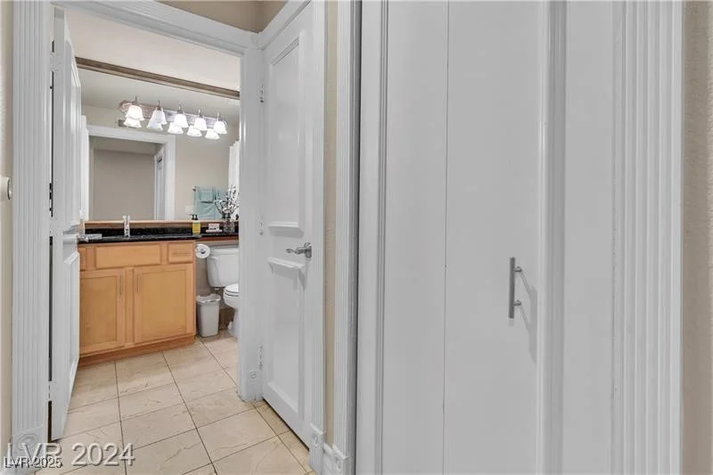 260 Flamingo, Las Vegas, NV 89169