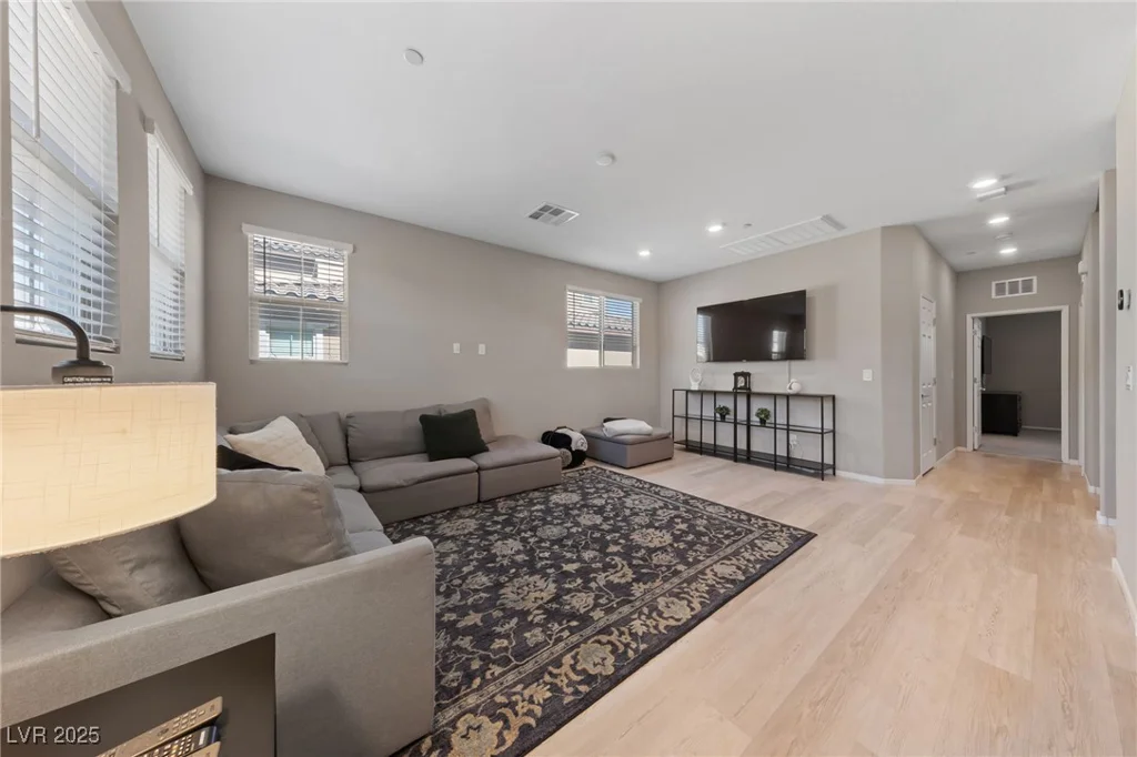 73 Lomita Heights, Las Vegas, NV 89138
