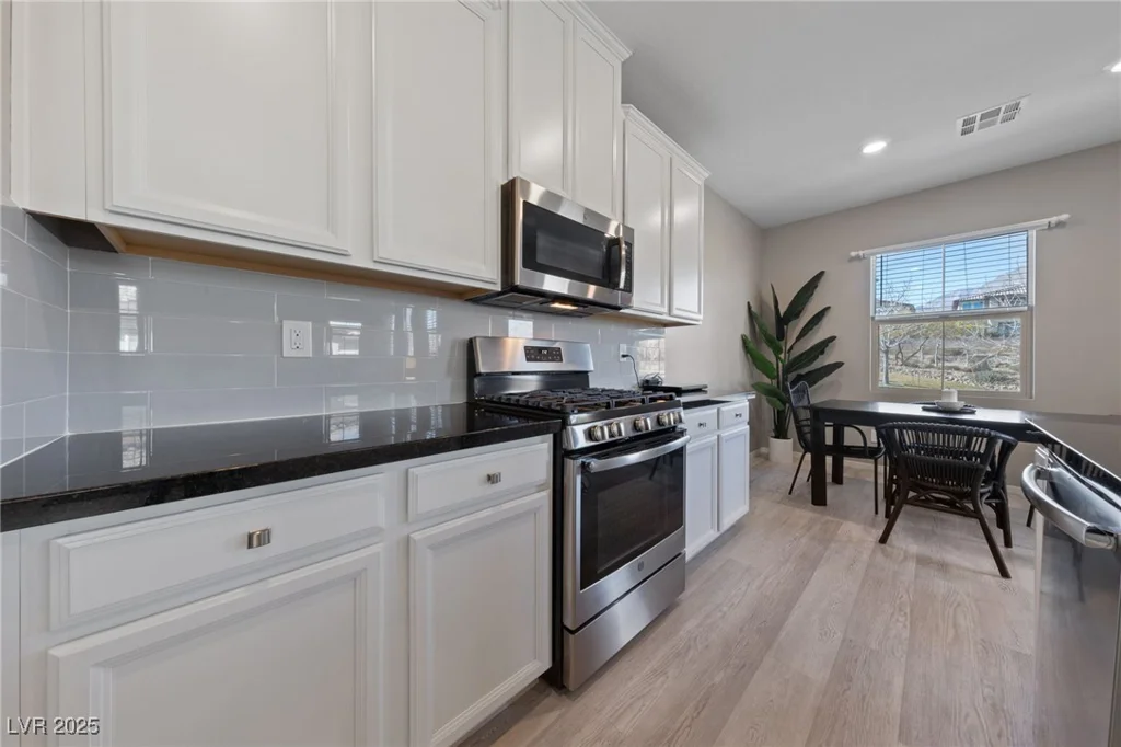 73 Lomita Heights, Las Vegas, NV 89138