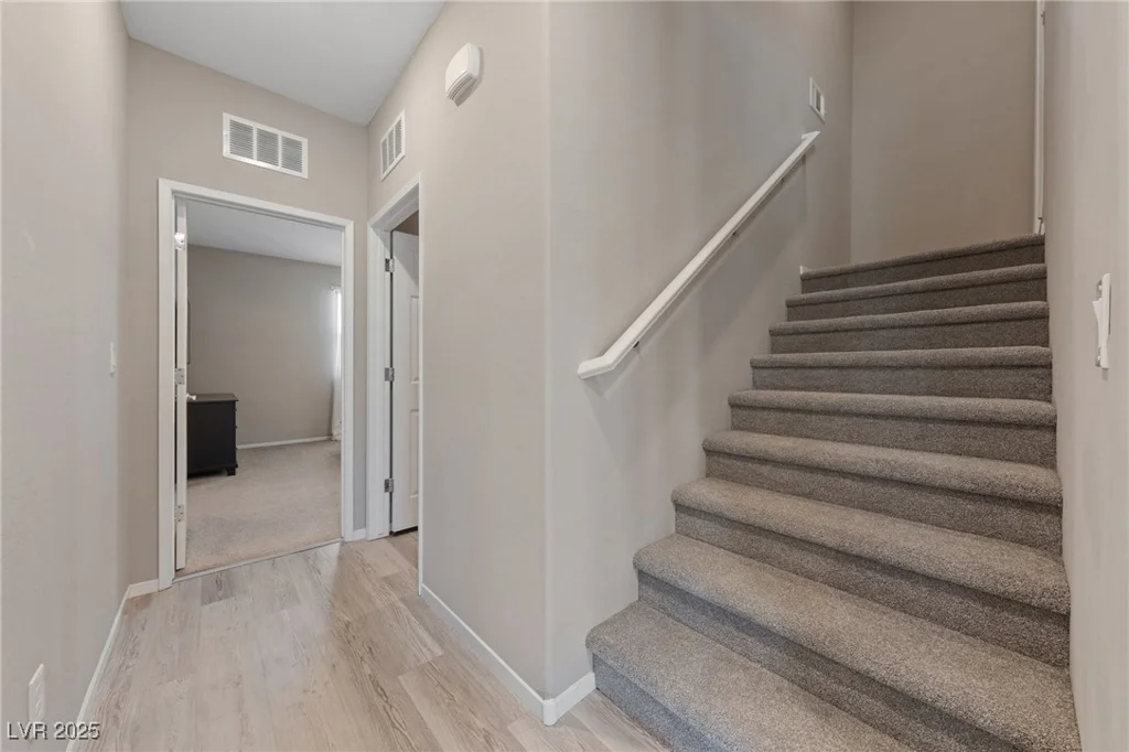 73 Lomita Heights, Las Vegas, NV 89138