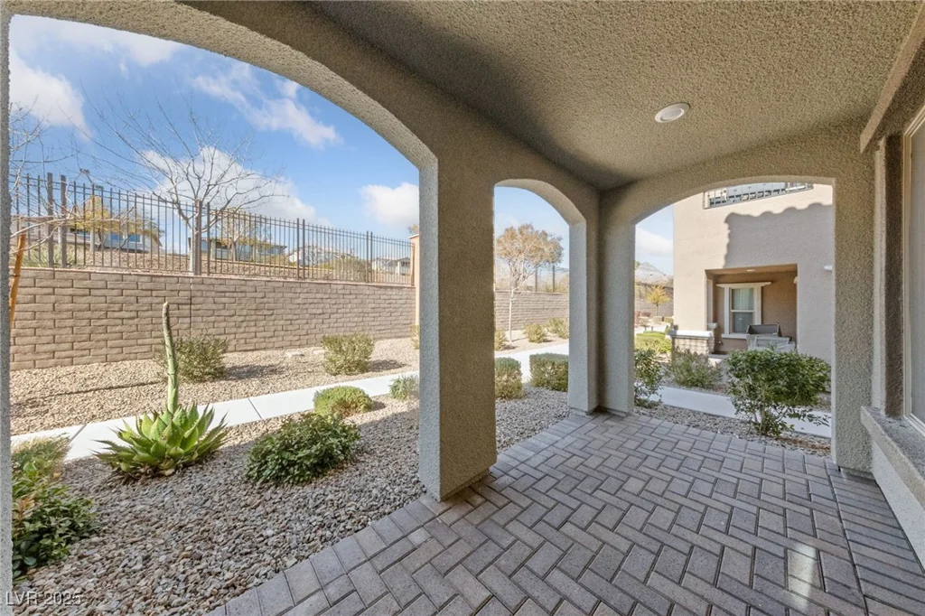 73 Lomita Heights, Las Vegas, NV 89138