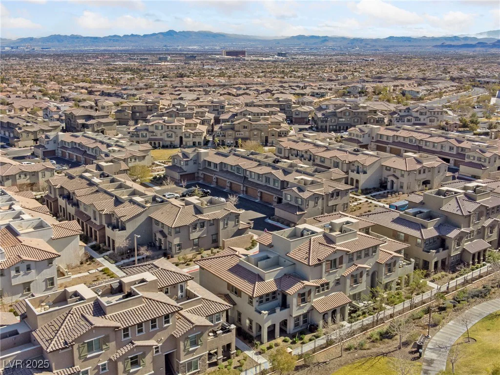 73 Lomita Heights, Las Vegas, NV 89138