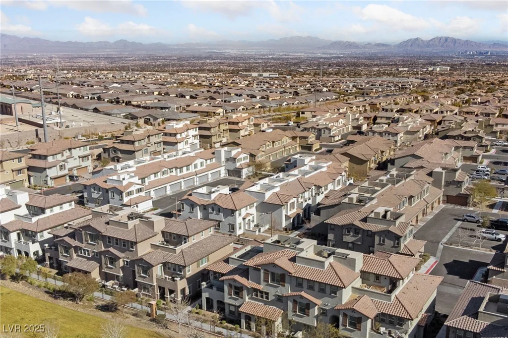 73 Lomita Heights, Las Vegas, NV 89138