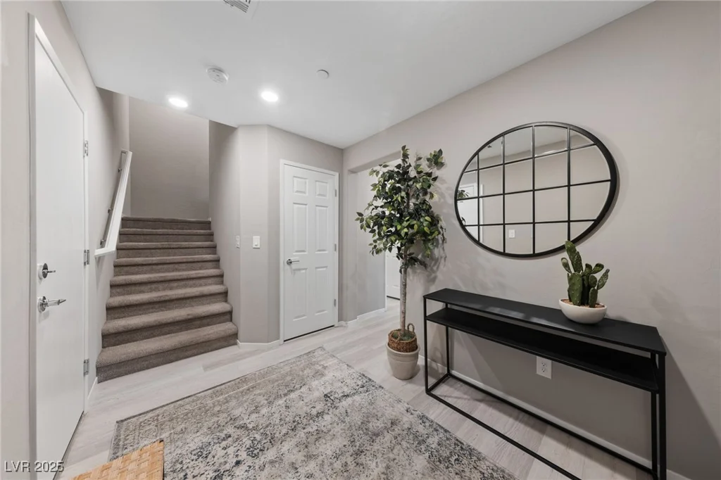73 Lomita Heights, Las Vegas, NV 89138