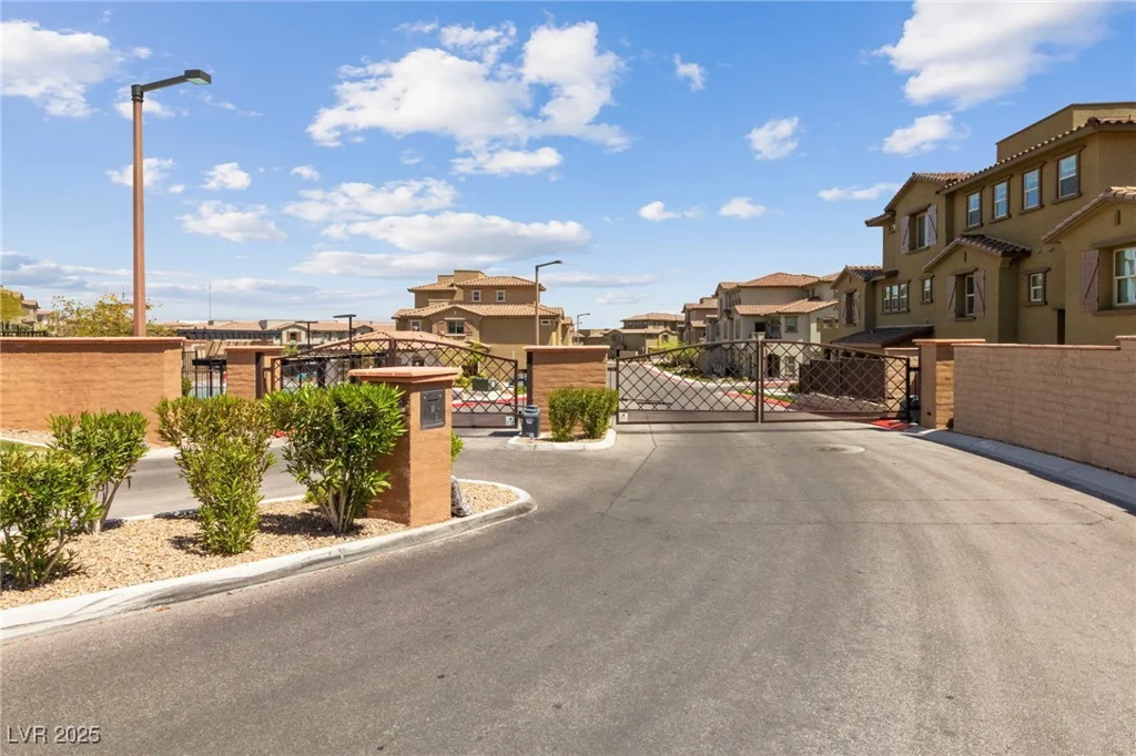 73 Lomita Heights, Las Vegas, NV 89138
