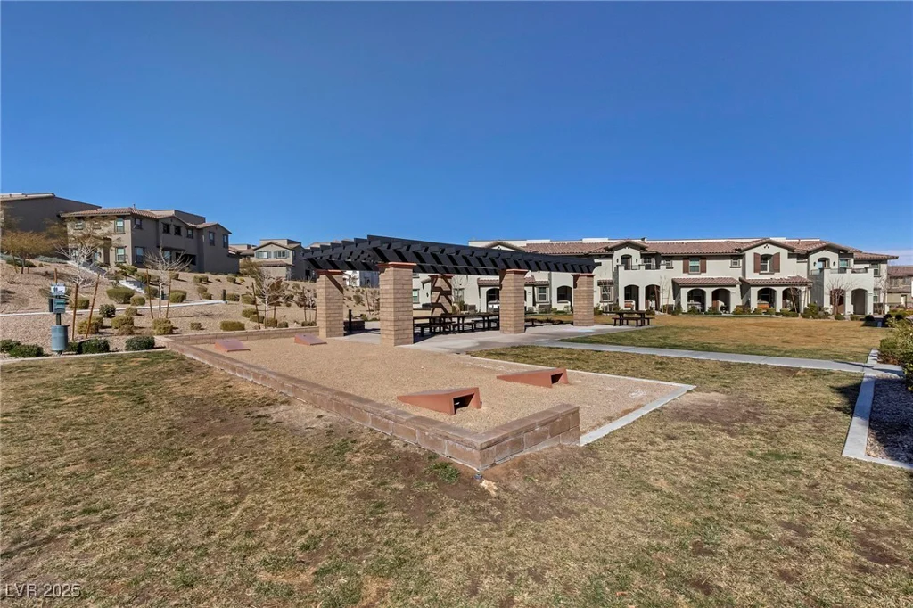 73 Lomita Heights, Las Vegas, NV 89138