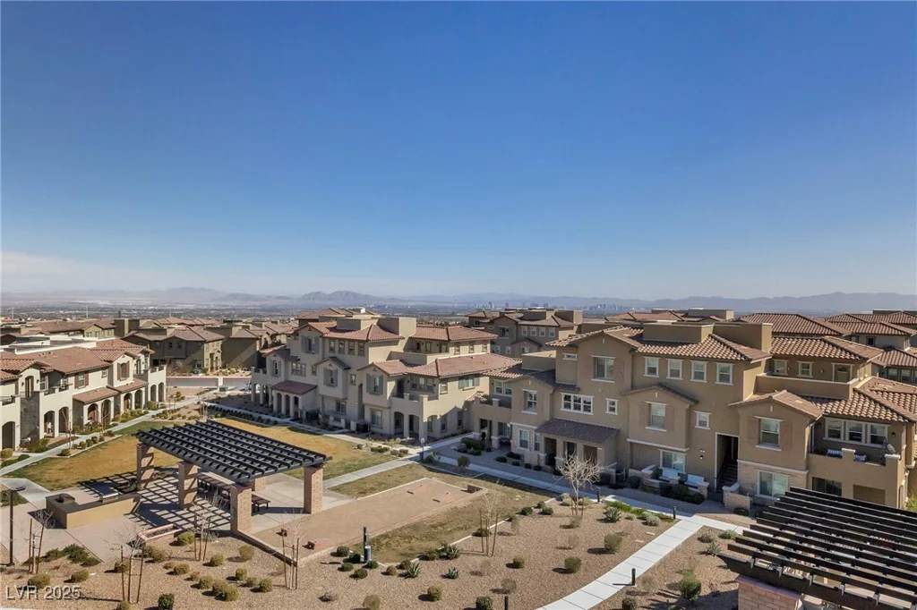 73 Lomita Heights, Las Vegas, NV 89138