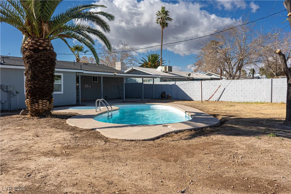 4818 Monroe, Las Vegas, NV 89110