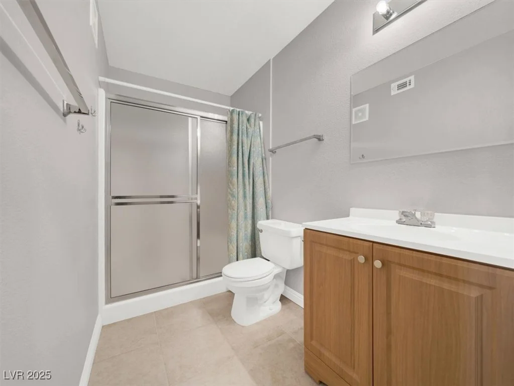 3425 Russell, Las Vegas, NV 89120