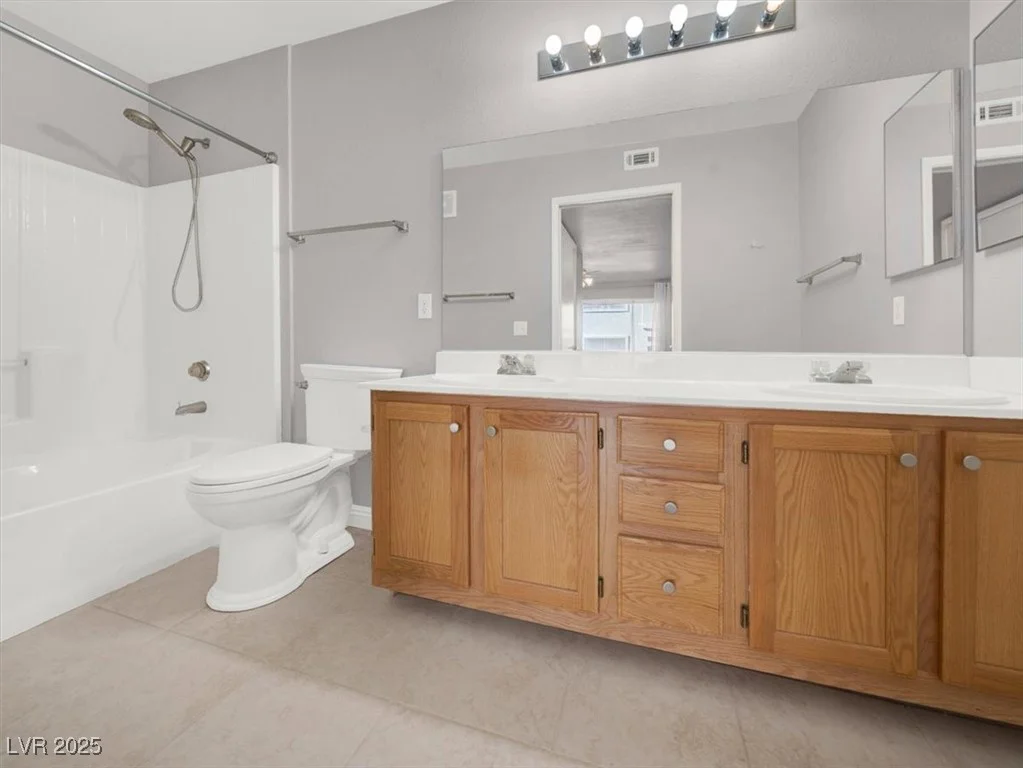 3425 Russell, Las Vegas, NV 89120