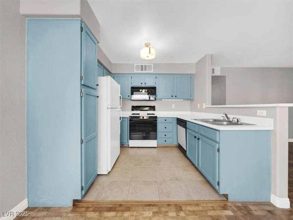 3425 Russell, Las Vegas, NV 89120