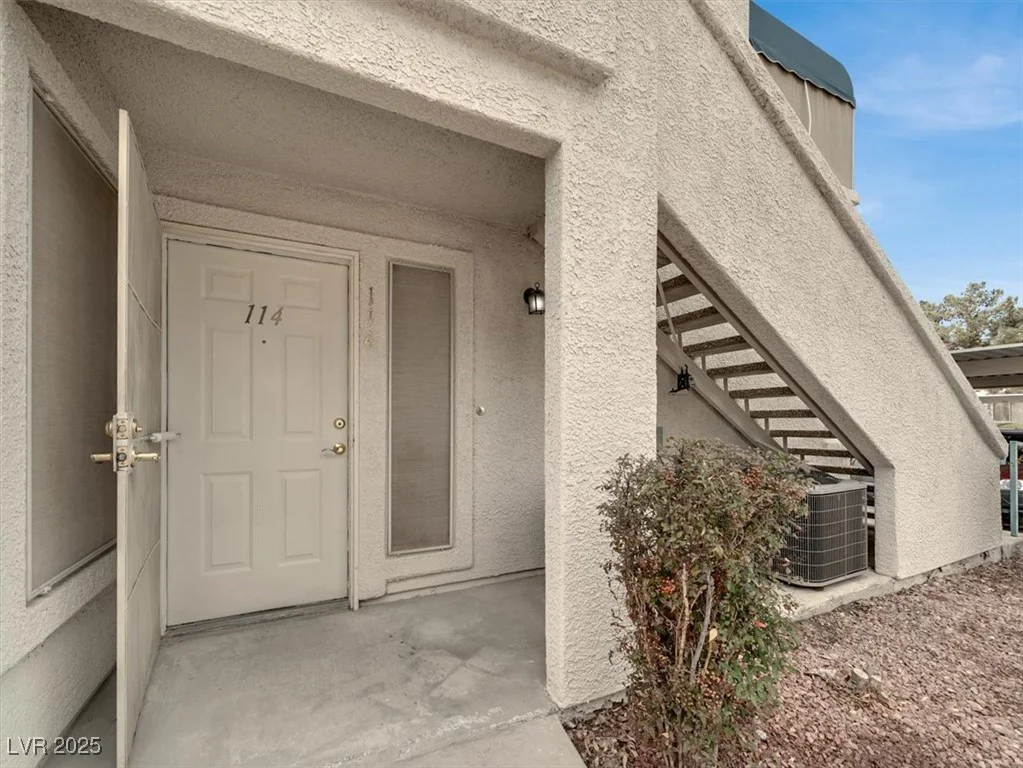 3425 Russell, Las Vegas, NV 89120