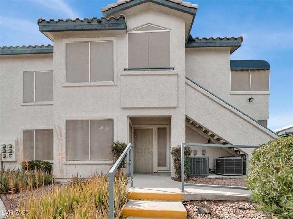 3425 Russell, Las Vegas, NV 89120