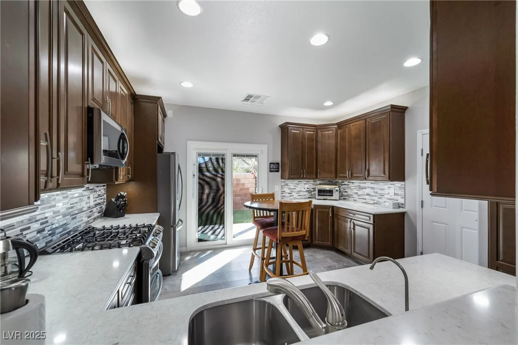 9533 Solitude Canyon, Las Vegas, NV 89149