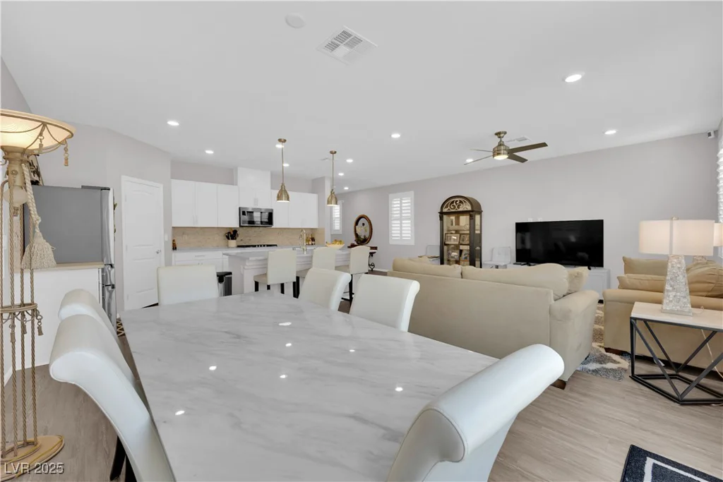 1206 Hopespring Loop, North Las Vegas, NV 89084