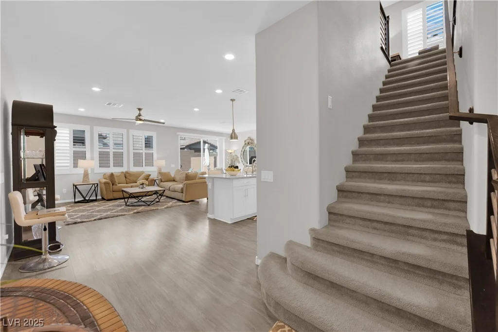1206 Hopespring Loop, North Las Vegas, NV 89084