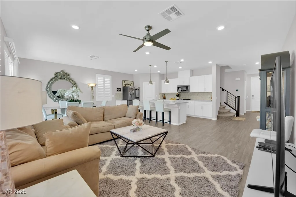 1206 Hopespring Loop, North Las Vegas, NV 89084