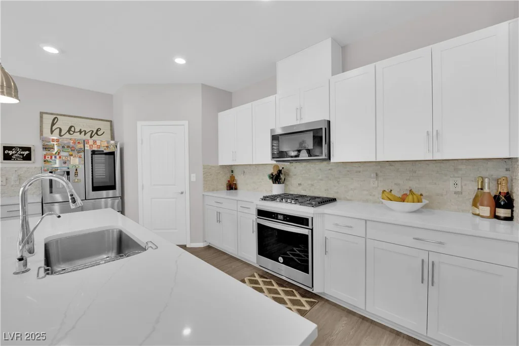 1206 Hopespring Loop, North Las Vegas, NV 89084