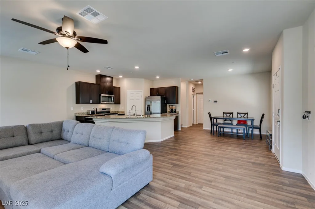 7450 Pink Moon, North Las Vegas, NV 89084