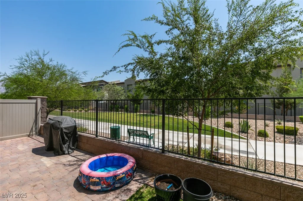 7450 Pink Moon, North Las Vegas, NV 89084