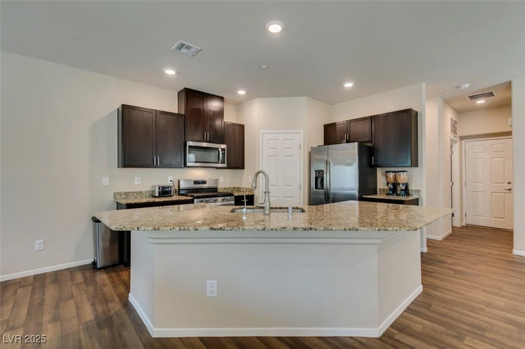 7450 Pink Moon, North Las Vegas, NV 89084