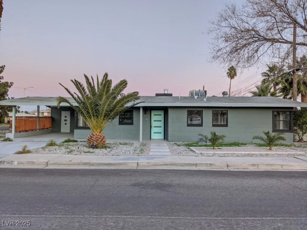 1331 Crestwood, Las Vegas, NV 89104