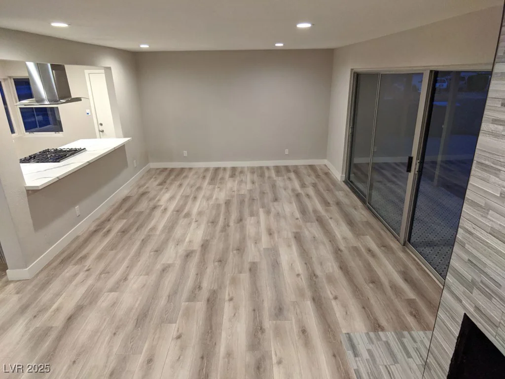 1331 Crestwood, Las Vegas, NV 89104