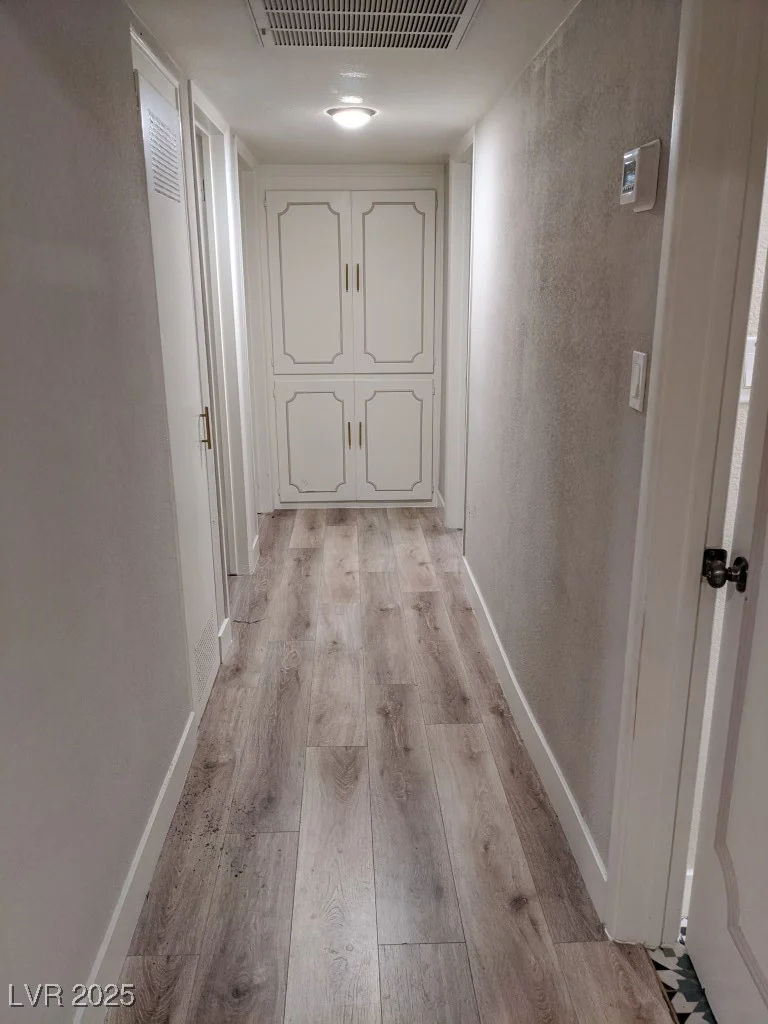 1331 Crestwood, Las Vegas, NV 89104