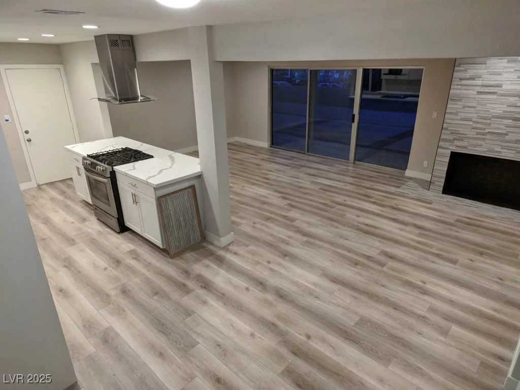1331 Crestwood, Las Vegas, NV 89104