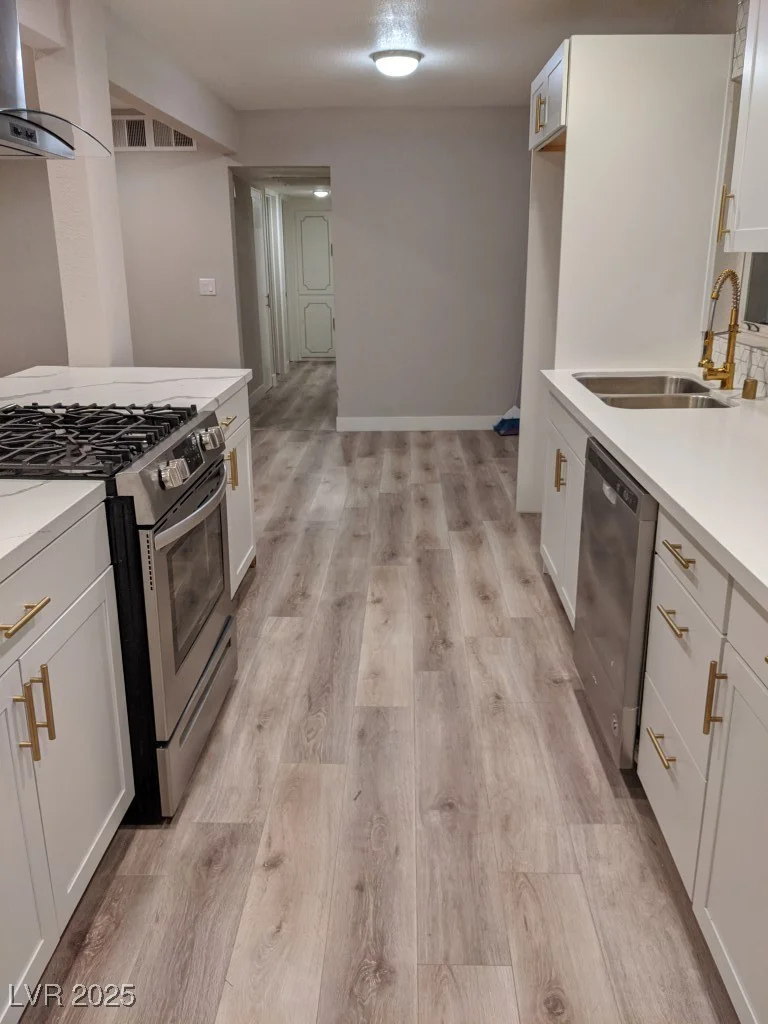 1331 Crestwood, Las Vegas, NV 89104