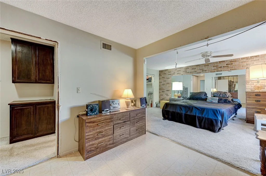 4768 Montara, Las Vegas, NV 89121