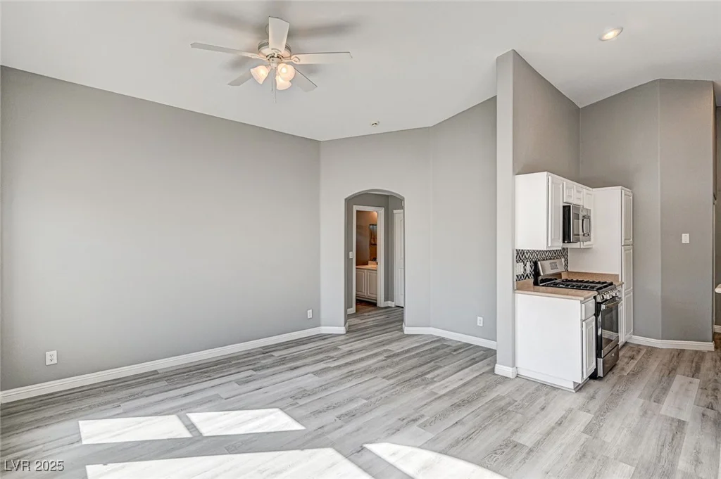 1073 Slate Crossing, Henderson, NV 89002