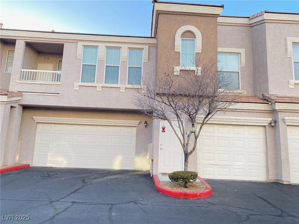 9975 Peace, Las Vegas, NV 89147
