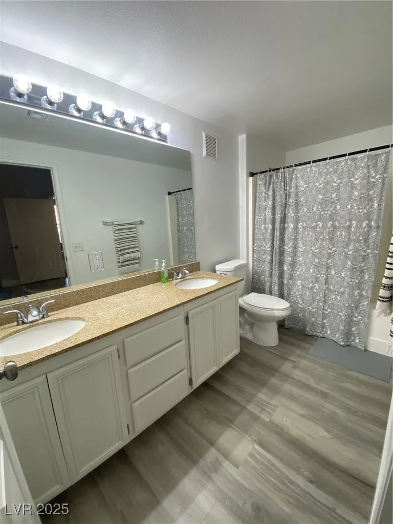 9975 Peace, Las Vegas, NV 89147
