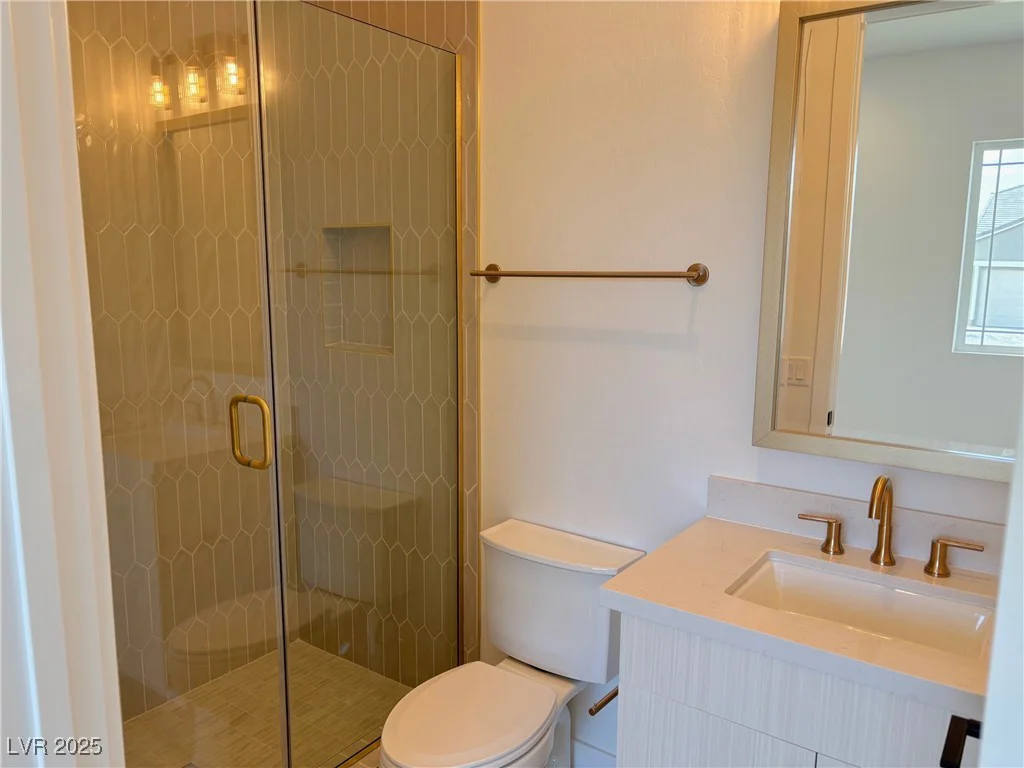5454 Middleton Falls, Las Vegas, NV 89139