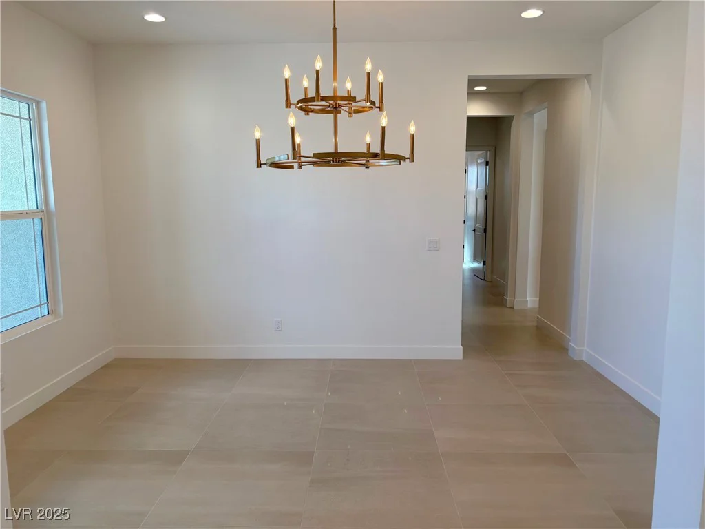 5454 Middleton Falls, Las Vegas, NV 89139